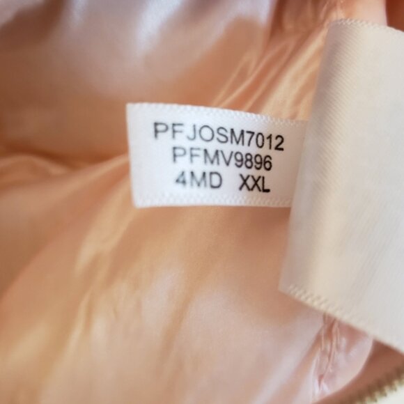 Calvin Klein Women's Down Vest, Light Peach XXL - Picture 8 of 8